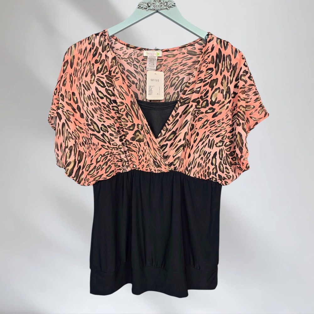 Check‎ It Out Colorblock Peach and Black Leopard Print Surplice Top NWT